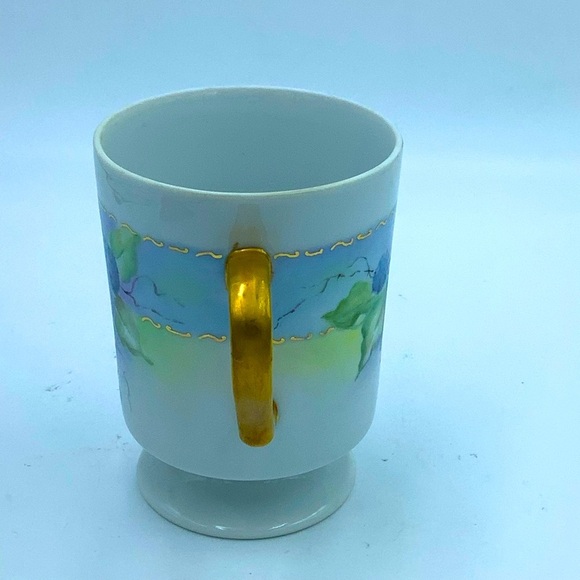 Three Vintage Hand Painted Footed Mugs - Picture 6 of 12